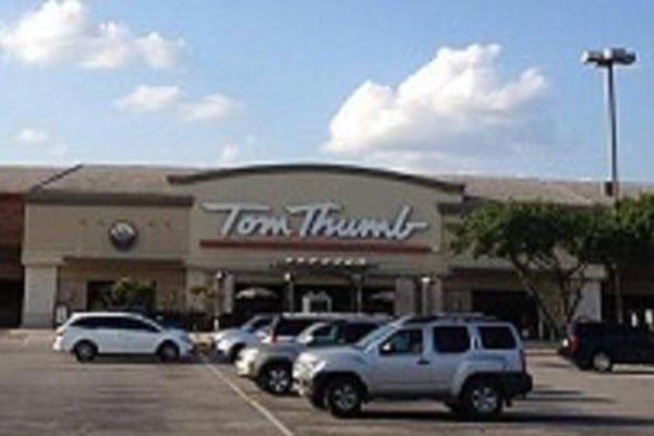 Tom Thumb Store Front Picture - 4000 Glade Rd in Colleyville TX