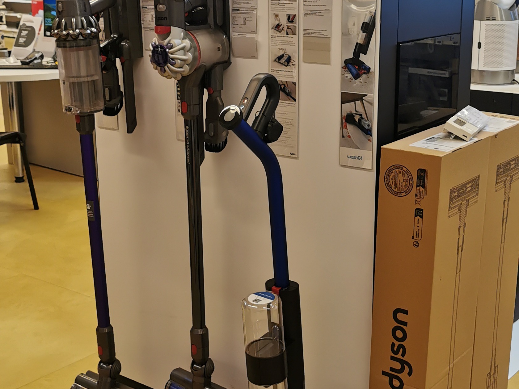 aspirateurs dyson
aspirateur laveur
aspirateur balai
