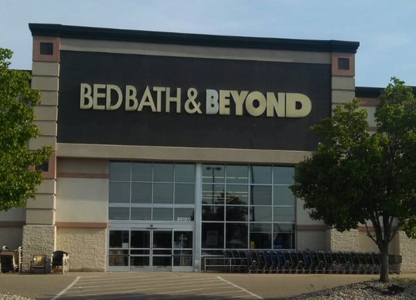 bed bath and beyond hours open