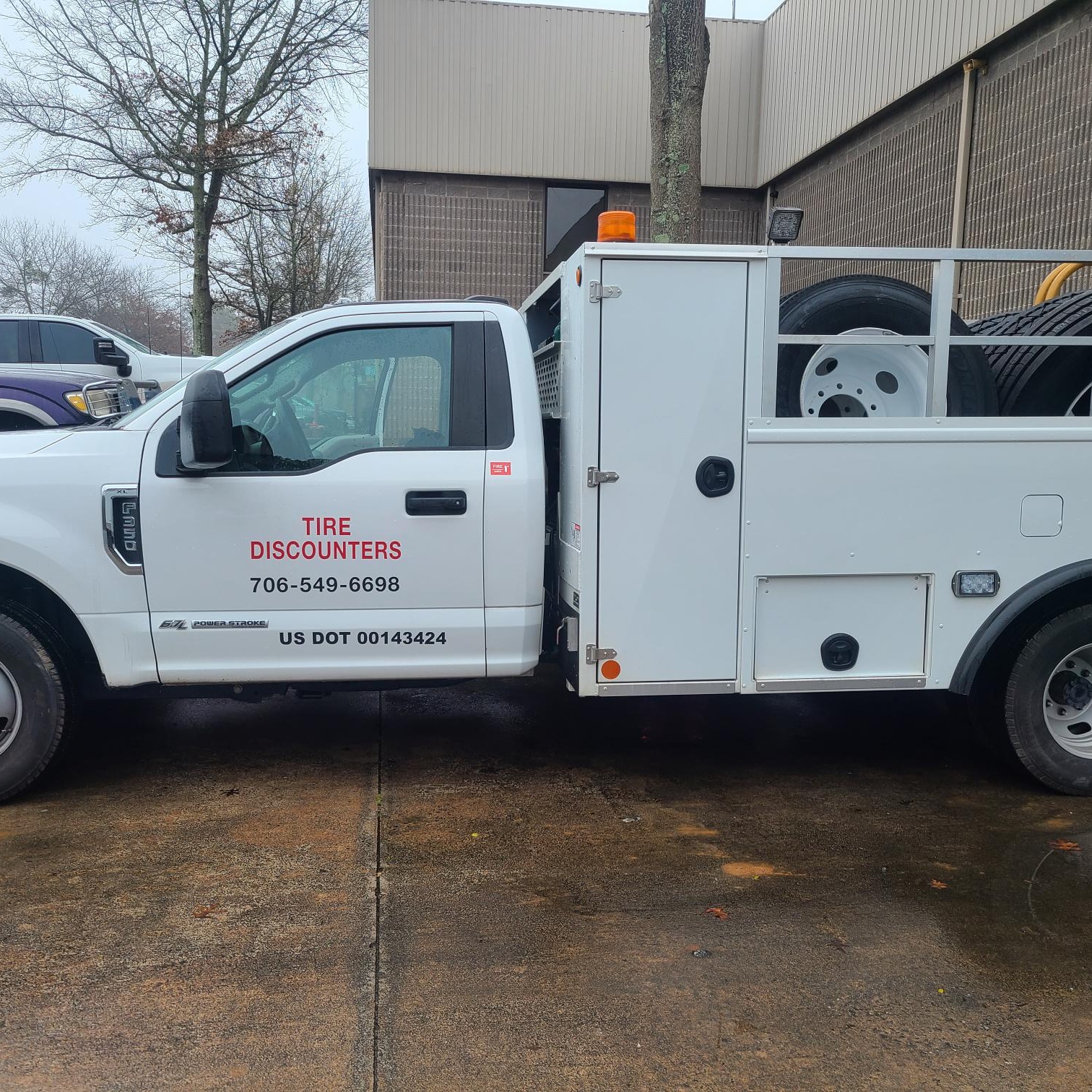 Porterfield TD Commercial Athens tires, alignment, brakes, autoglass