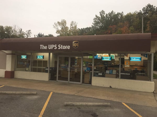 Facade of The UPS Store Eastgate Plaza