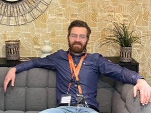 Maxime animateur commerce à Boulanger Caen Mondeville