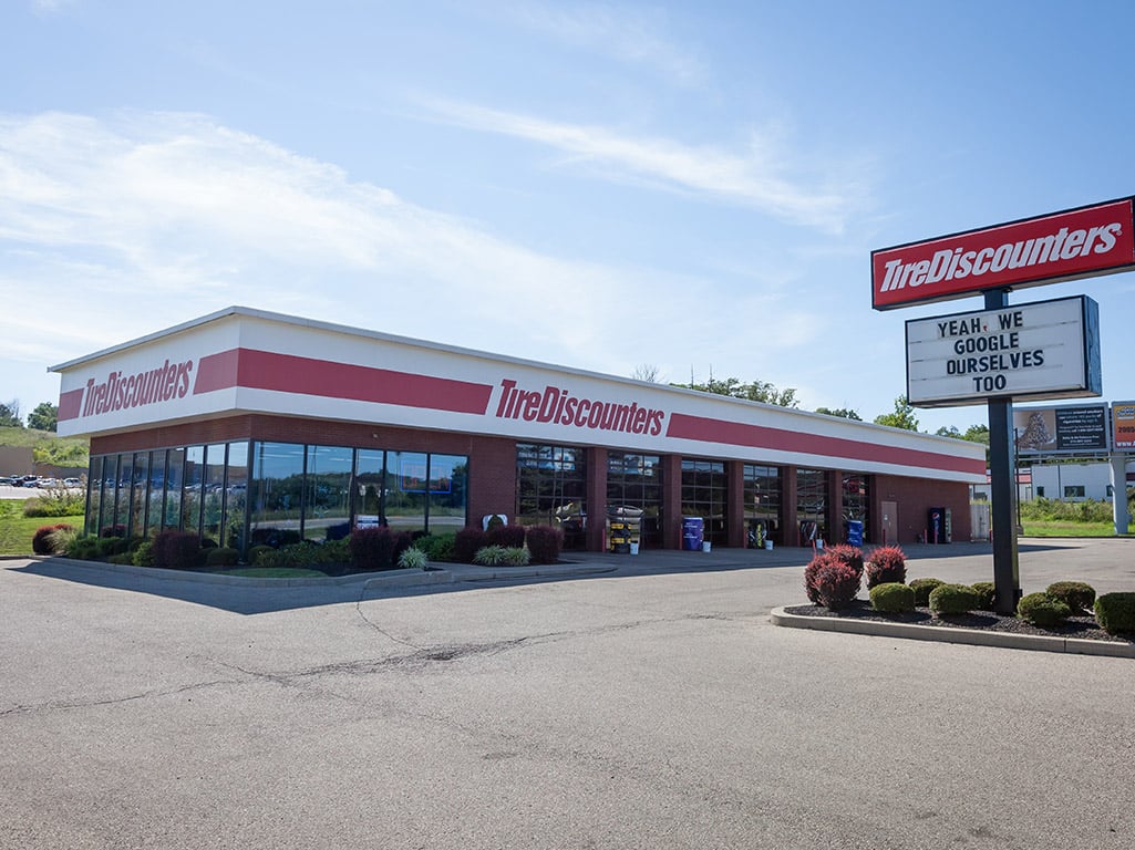 Tire Discounters W. Hamilton tires, alignment, brakes, autoglass in