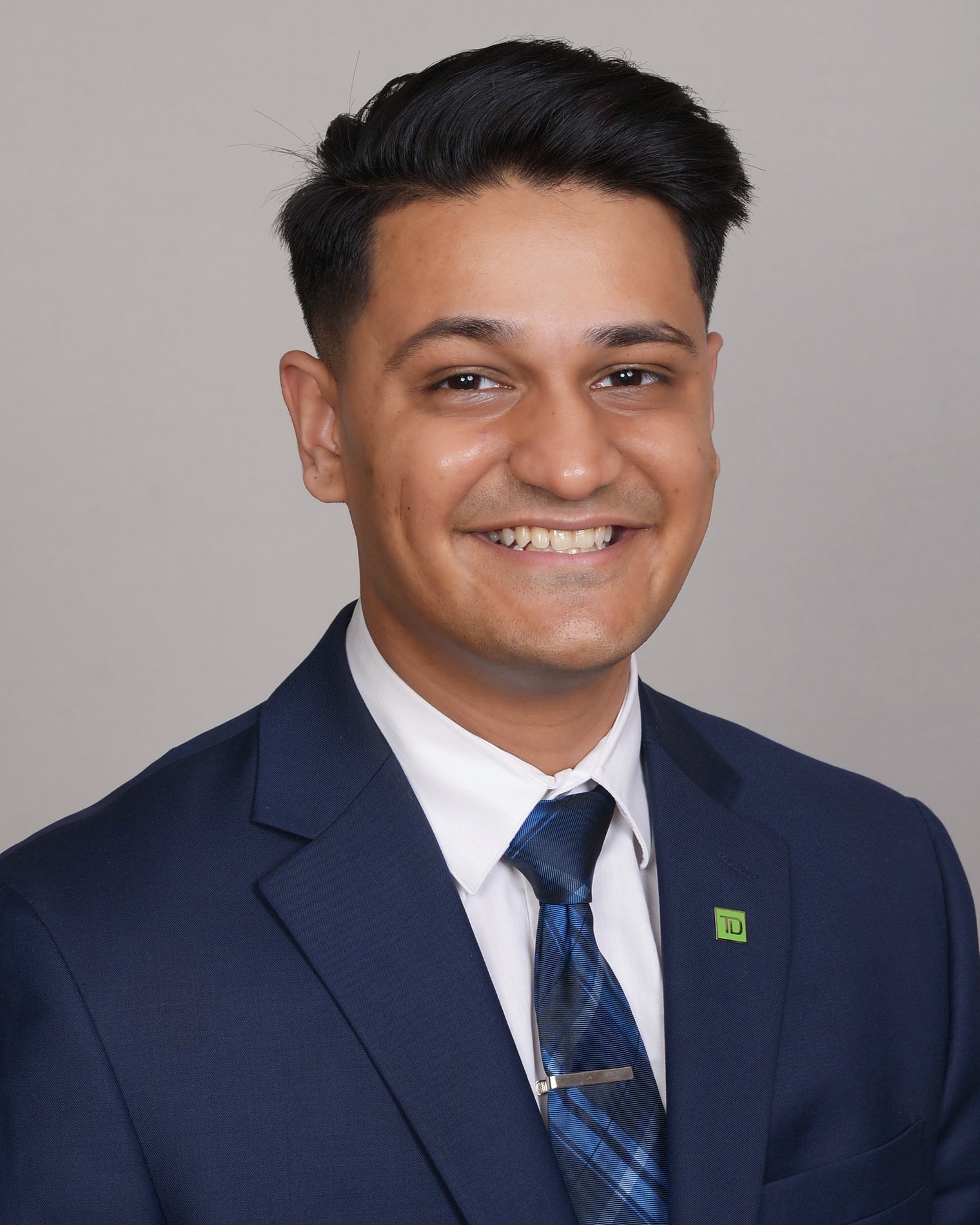 Headshot of Navdeep Singh