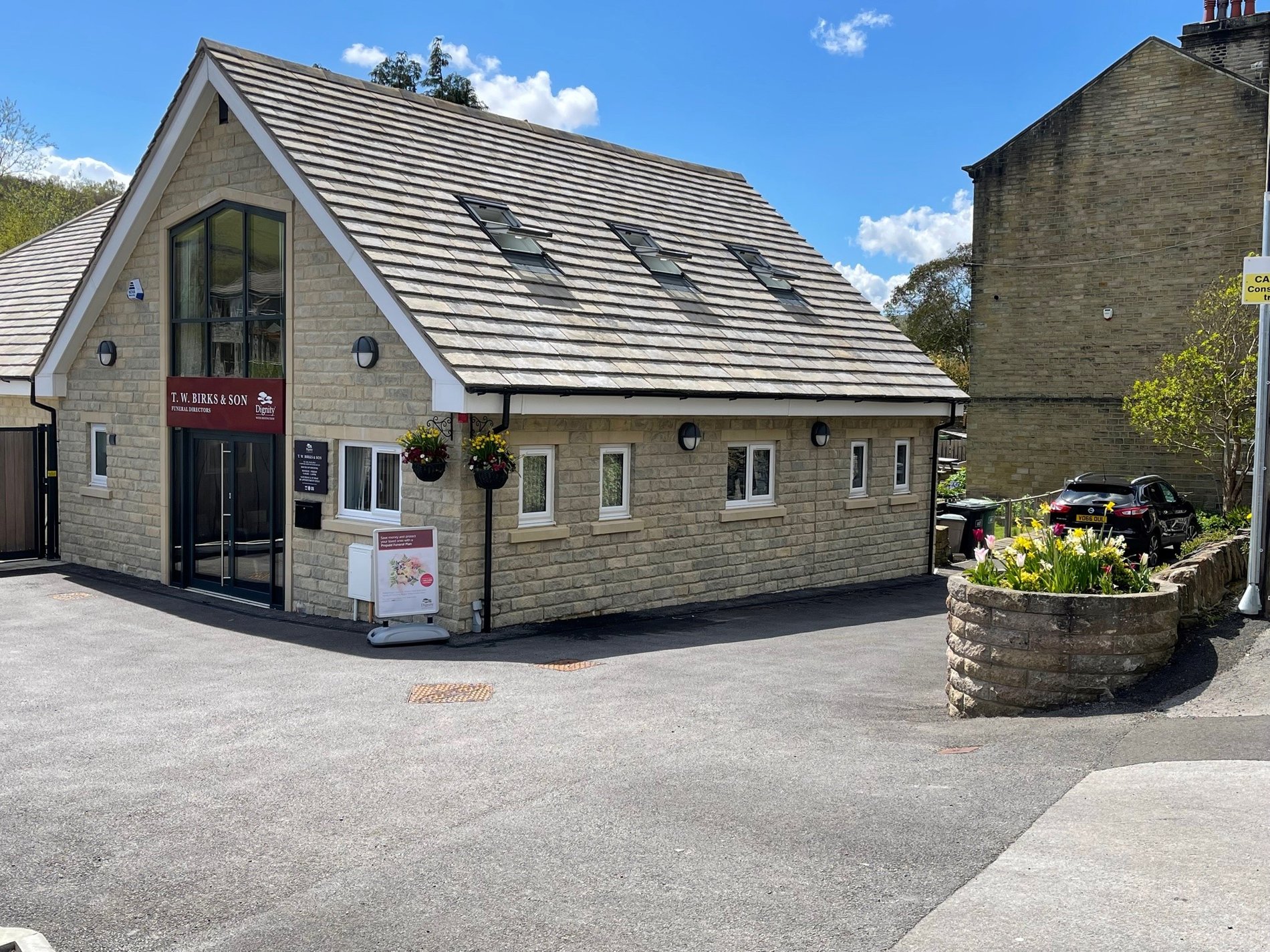 T W Birks & Son Funeral Directors in Holmfirth Dignity Funerals