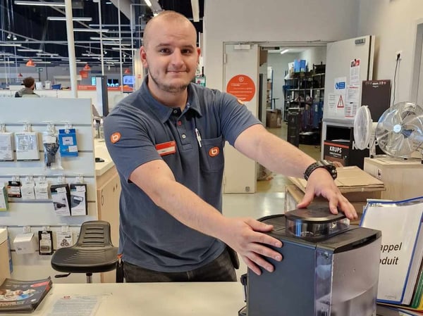 axel conseiller service boulanger chateauroux
