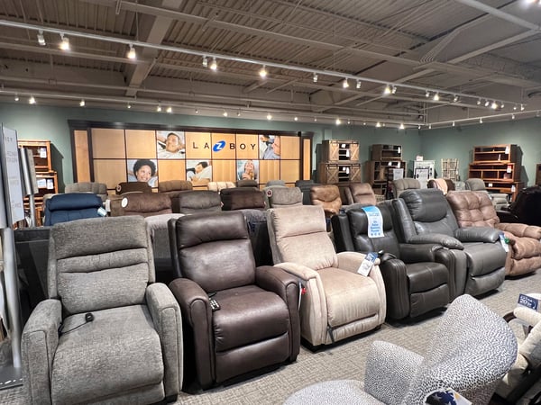 Slumberland Furniture Store in Cape Girardeau,  MO - Recliners