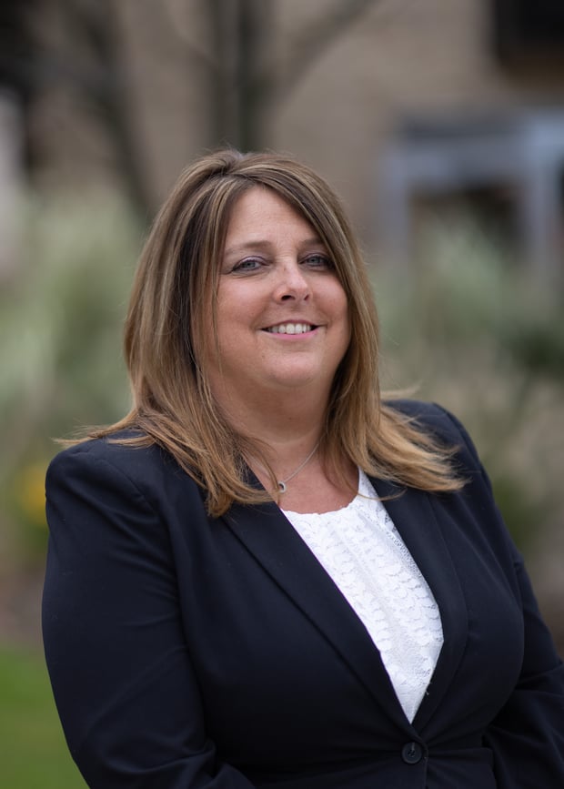 Carousel Associate Image