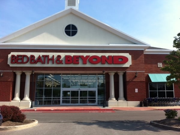 bath bath and beyond store hours