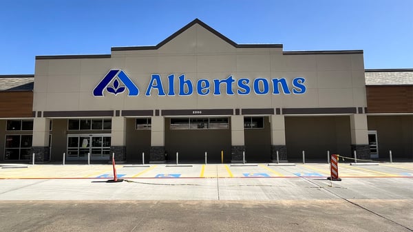 Albertsons store front picture at 2200 W Shady Grove Rd Irving TX