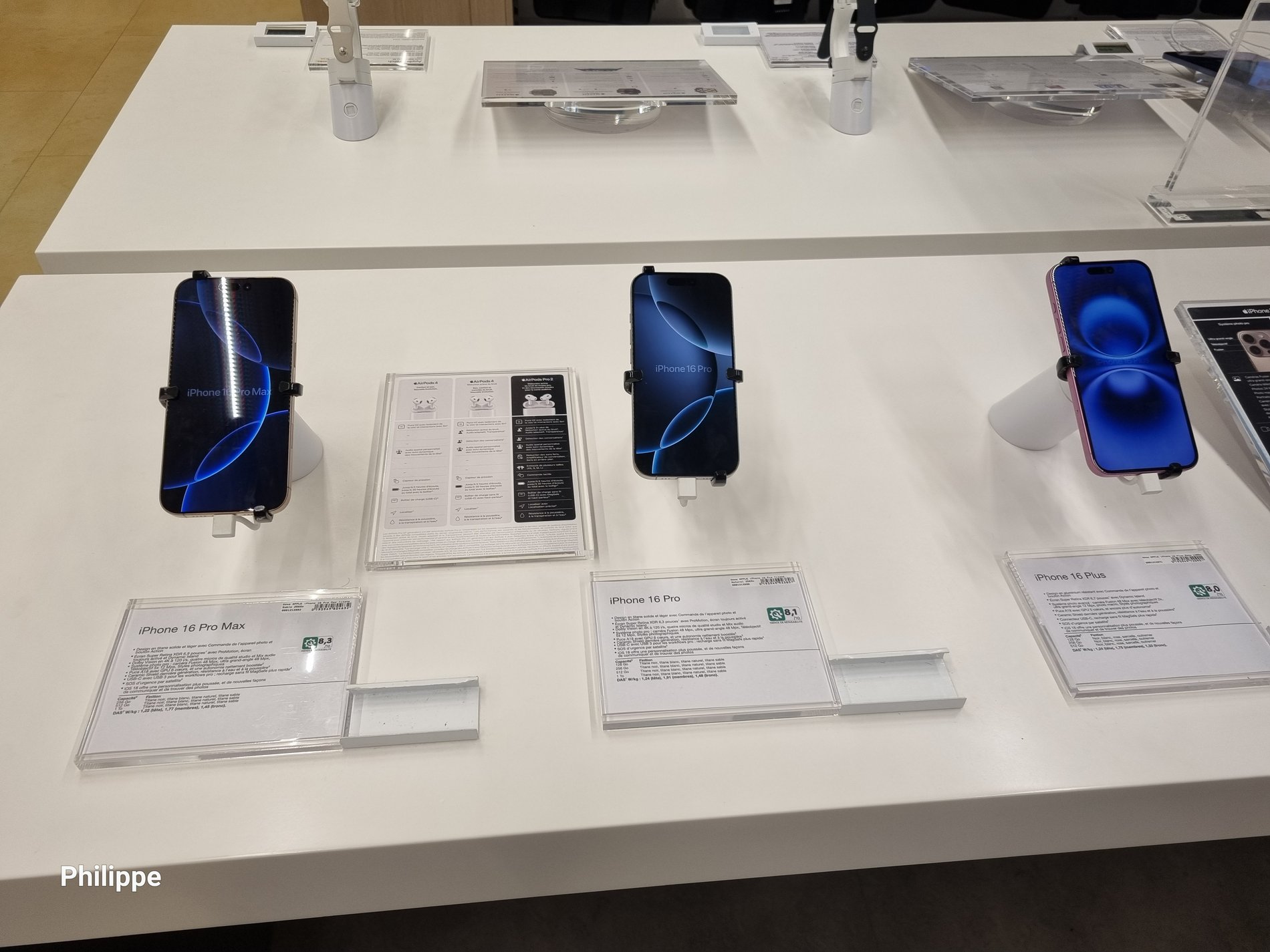 Présentation des IPhones 16 chez Boulanger Vitrolles proche de Salon, Velaux, Marignane et Rognac