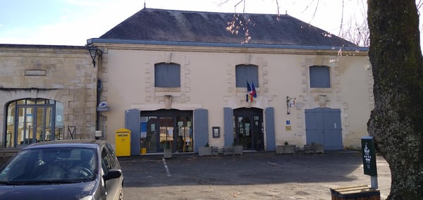 Photo du point La Poste Agence Communale TAILLEBOURG Mairie