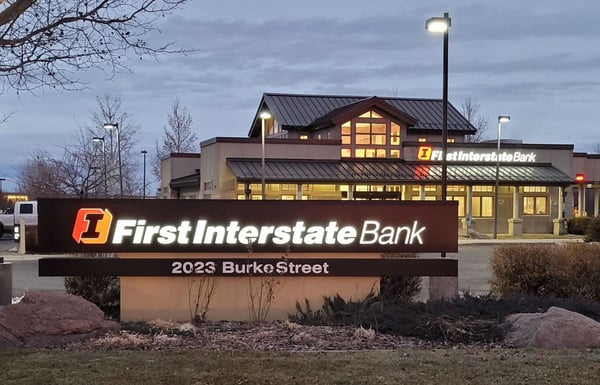 Exterior image of First Interstate Bank in Bozeman, Montana.