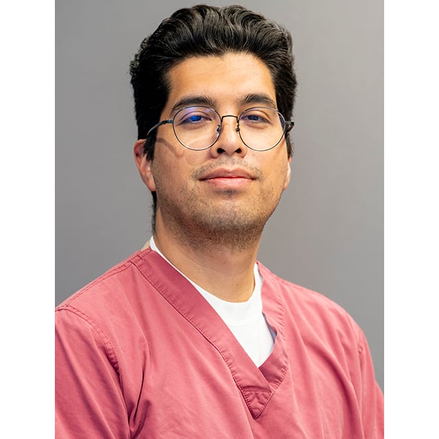 Oscar Roldan, M.D.