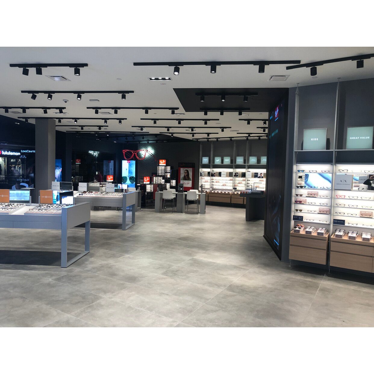 Lululemon northbrook court hours Clearance