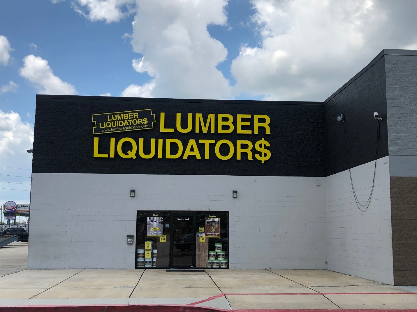 Lumber Liquidators Flooring 1031 Harahan 800 S. Clearview Parkway