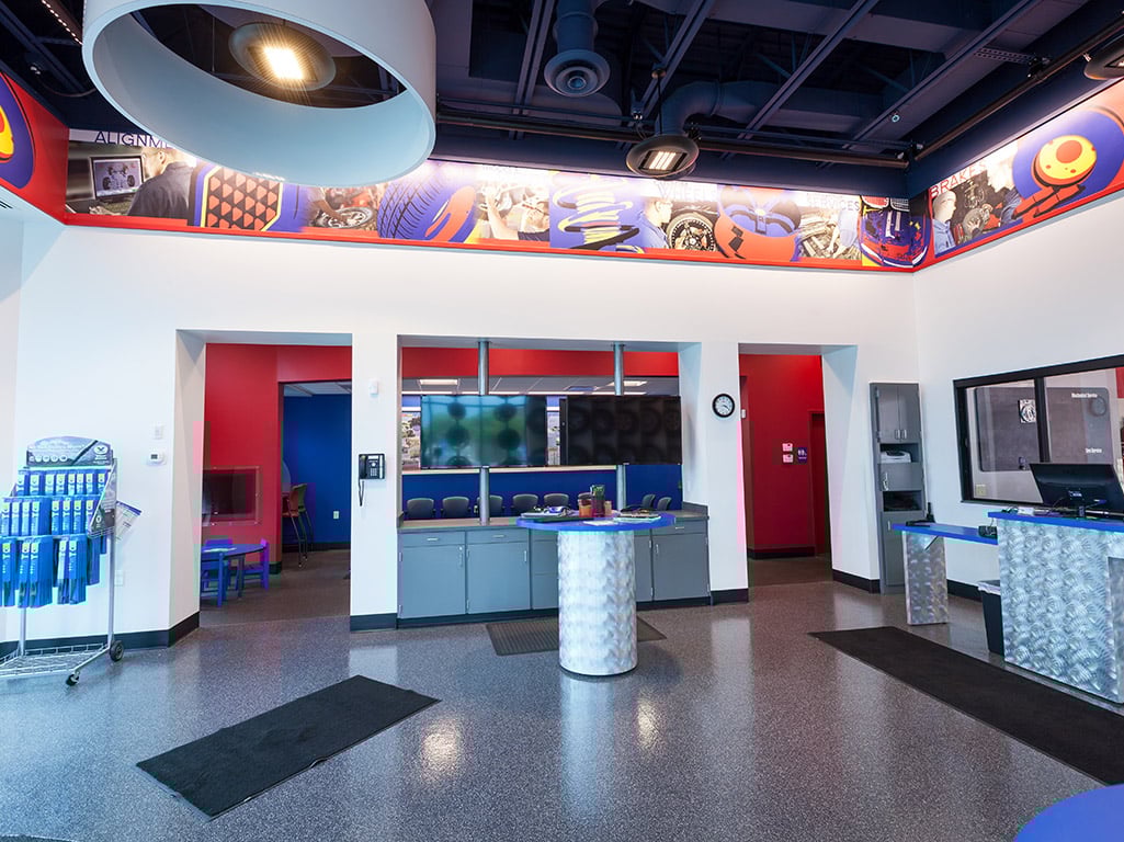 Tire Discounters Beechmont III tires, alignment, brakes, autoglass in