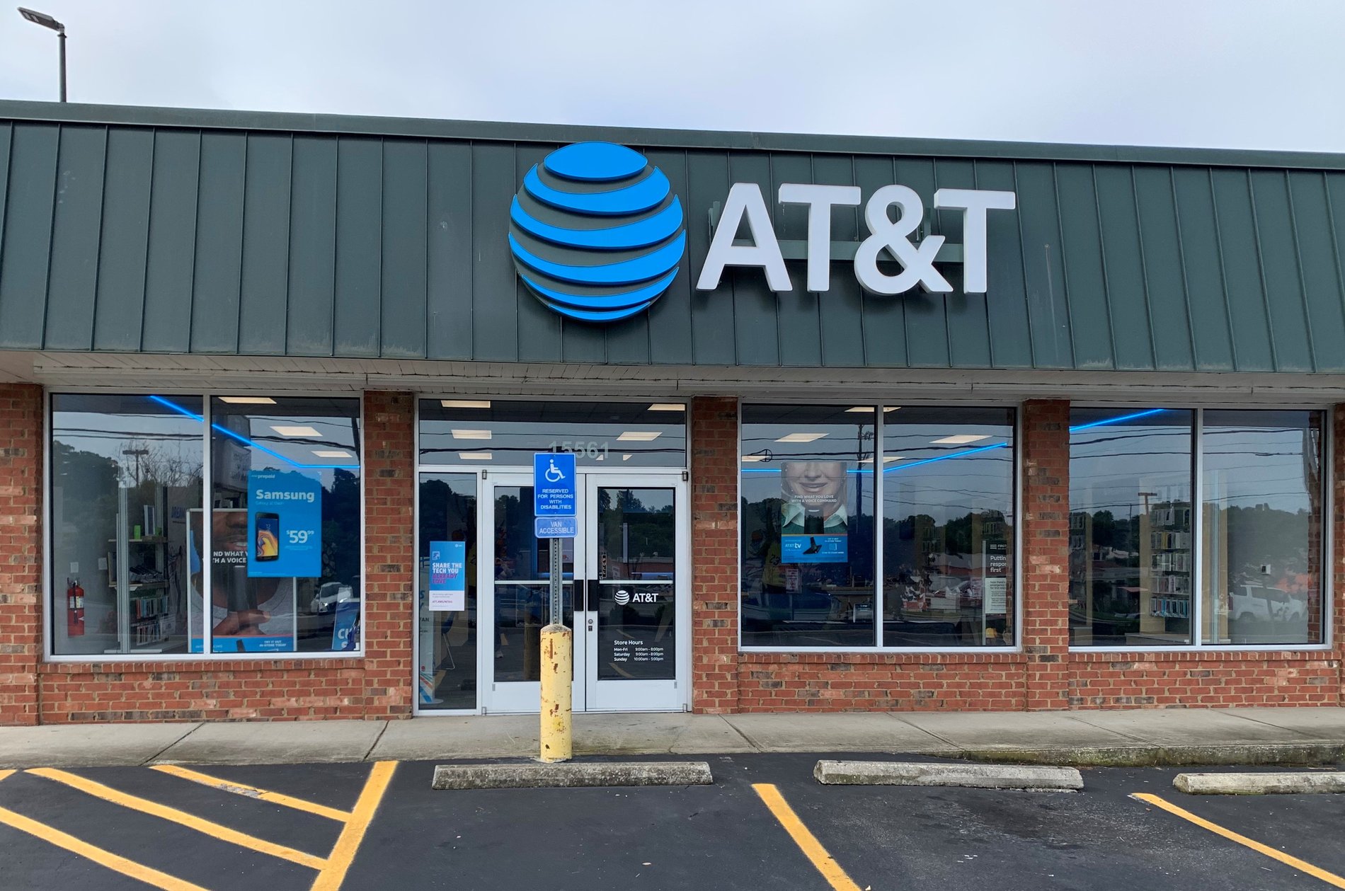 Nippers Corner Store Apple iPhone 12 and Samsung Devices Nashville, TN AT&T