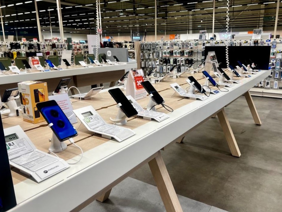 Tables smartphones - Boulanger Pontault-Combault