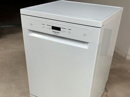 Lave vaisselle 60 cm Hotpoint HFC3C34W  Boulanger Vélizy 2