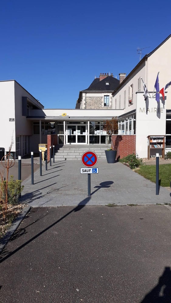 Photo du point La Poste Agence Communale ERCE EN LAMEE Mairie