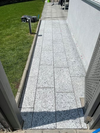 Passerella in granito "Serizzo"