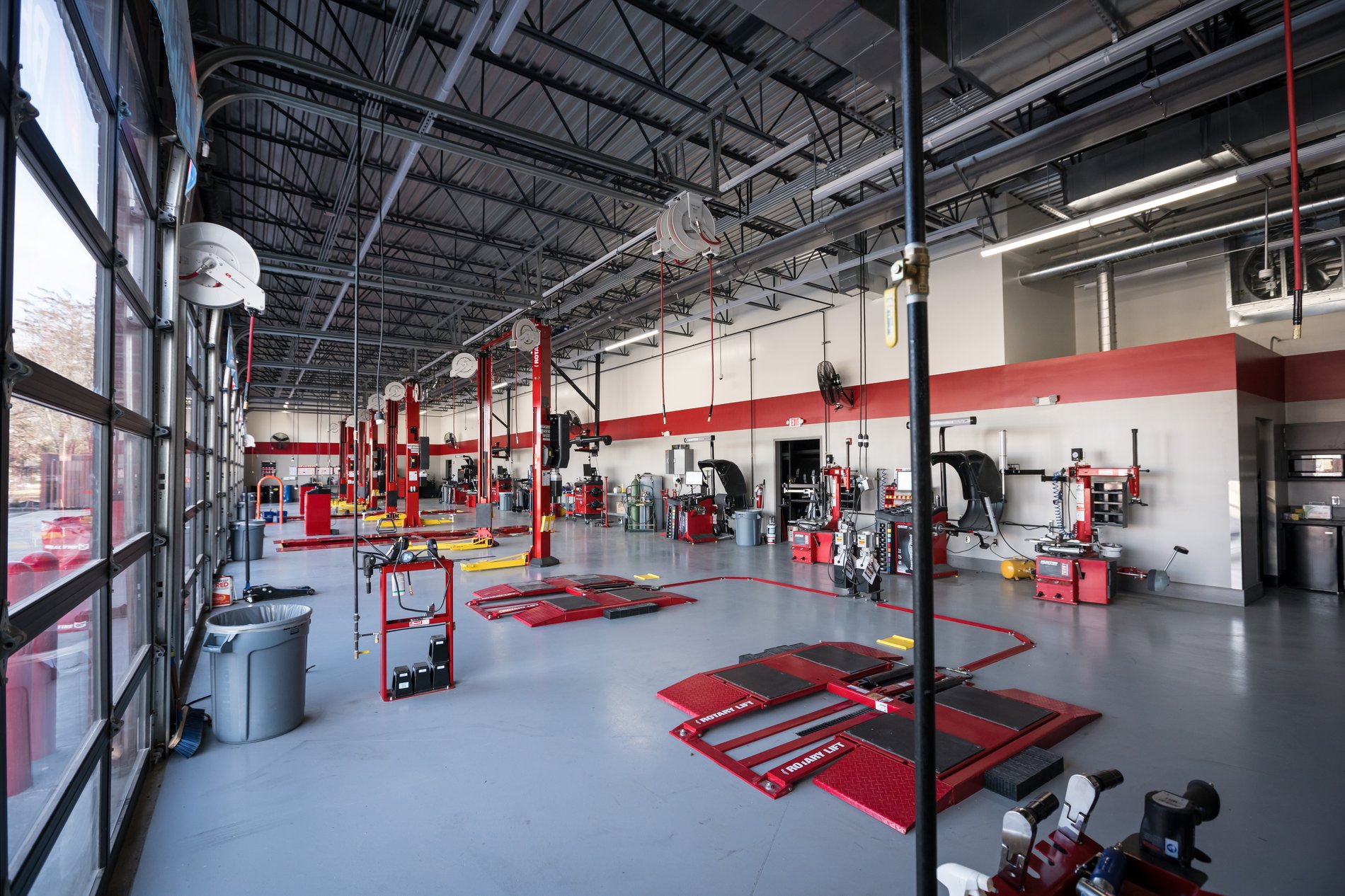 Tire Discounters Avon tires, alignment, brakes, autoglass in