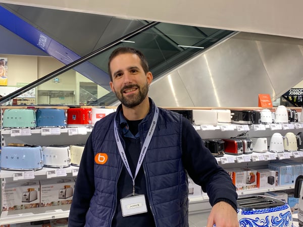 Adrien, Conseiller de vente Boulanger Montparnasse