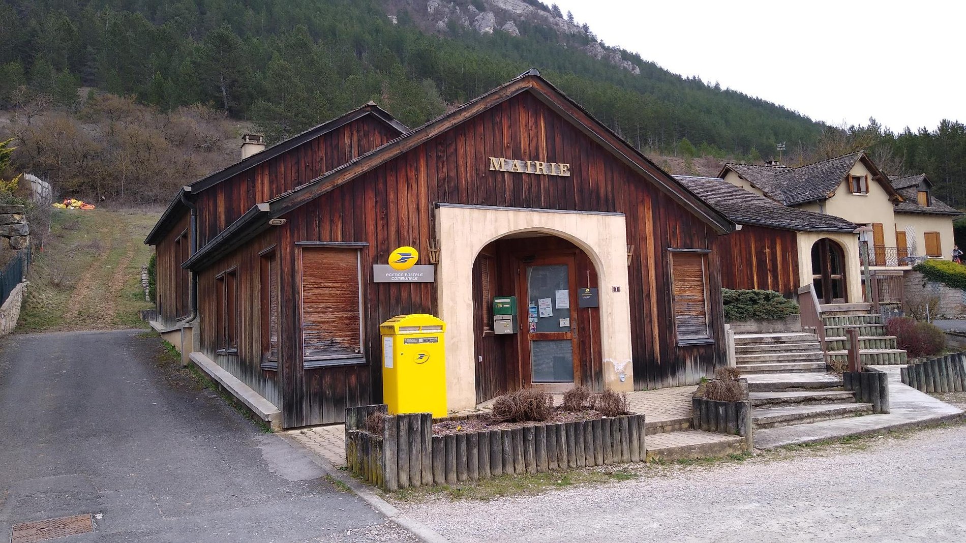 La Poste Agence Communale BARJAC Mairie (48000) - La Poste