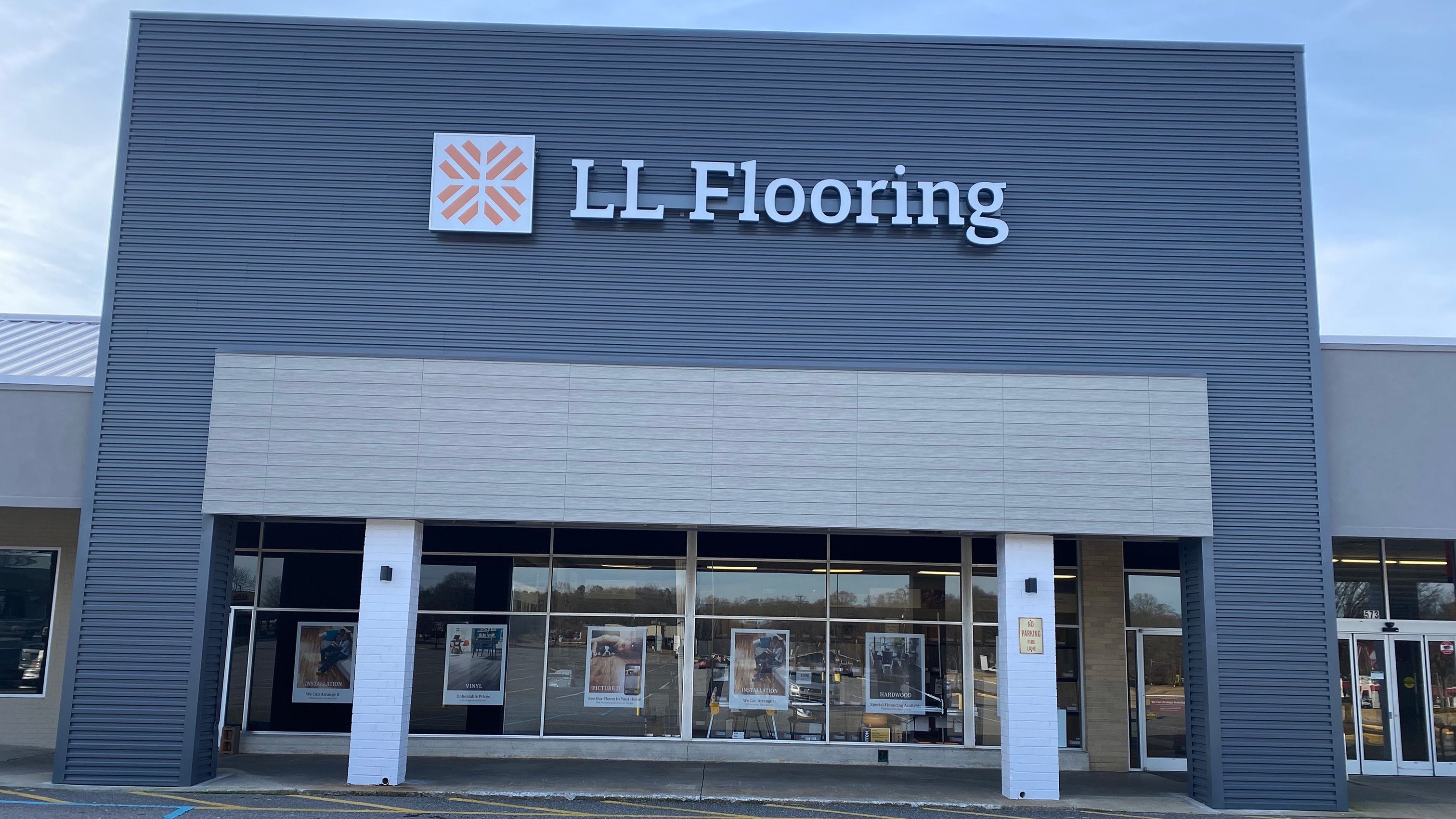 LL Flooring #1261 - Hickory | 571 US Highway 70 SW