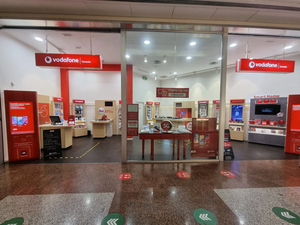 Vodafone Store | Carosello Carugate