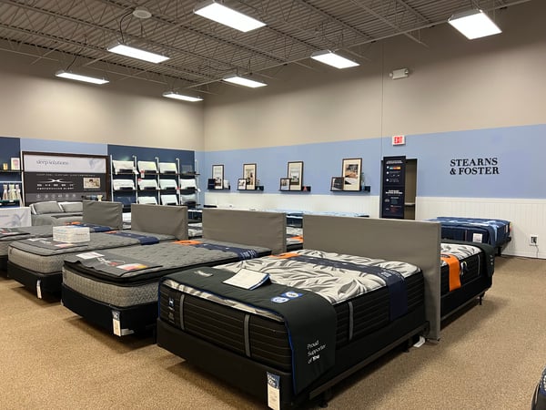 Tempurpedic Slumberland Furniture Store in Hibbing,  MN