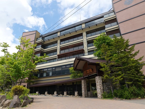 一度は泊まりたい！ぬくもりと懐かしさに満ちた大人の隠れ宿【北海道　あかん鶴雅別荘 鄙の座】