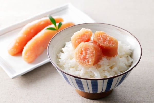 ごはんに乗った明太子