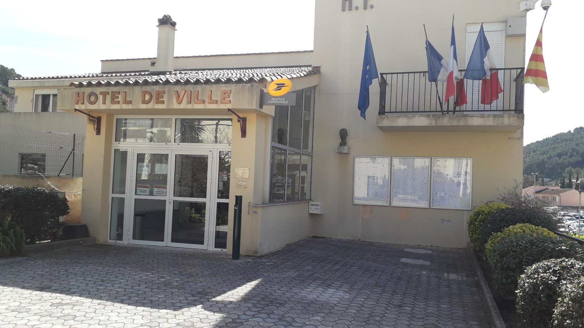 Photo du point La Poste Agence Communale SOLLIES TOUCAS Mairie