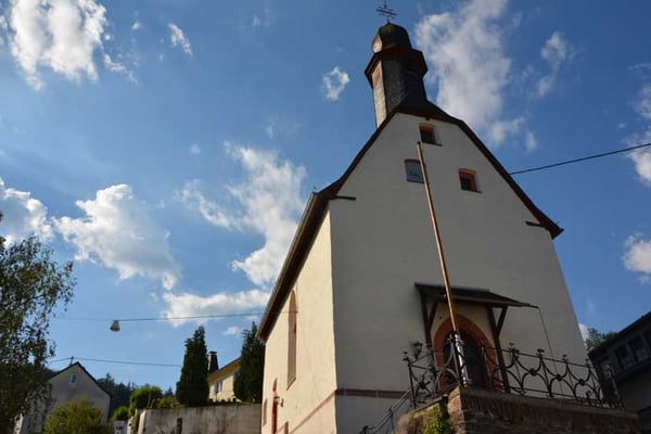 Evangelische Kirche Adolfseck - Hoffnungsgemeinde im Untertaunus