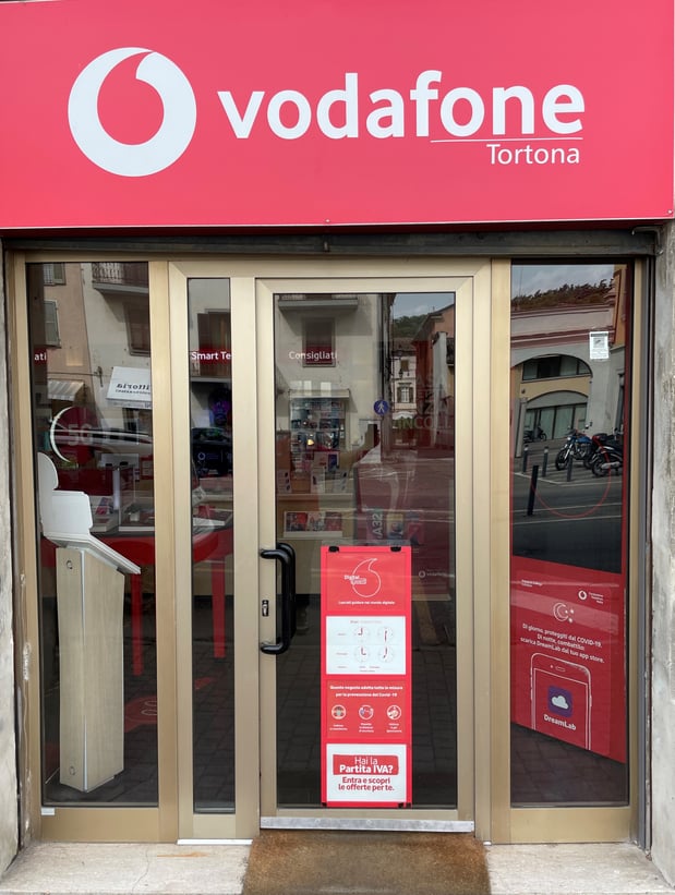 Vodafone Store | Tortona