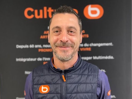 Mikael - Directeur de magasin Boulanger Thiais