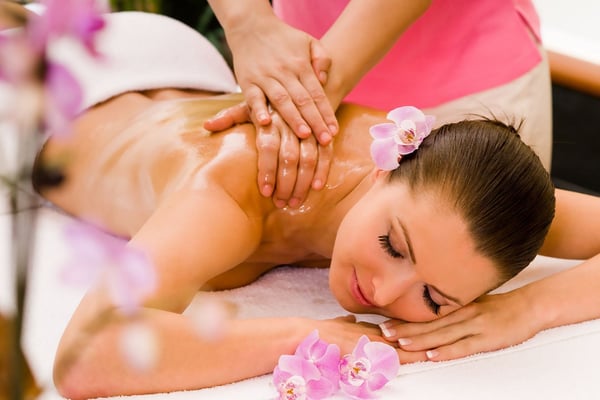 Aroma-, Relax und Stempel-Massage für Mann und Frau