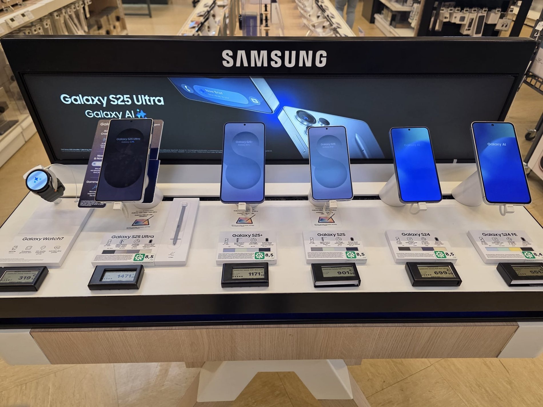 Smartphone Samsung Galaxy S25 / S25+ / S25 Ultra - boulanger Valenciennes - Petite-Forêt