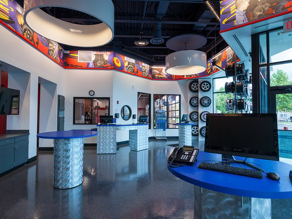 Tire Discounters Innsbrooke tires, alignment, brakes, autoglass in