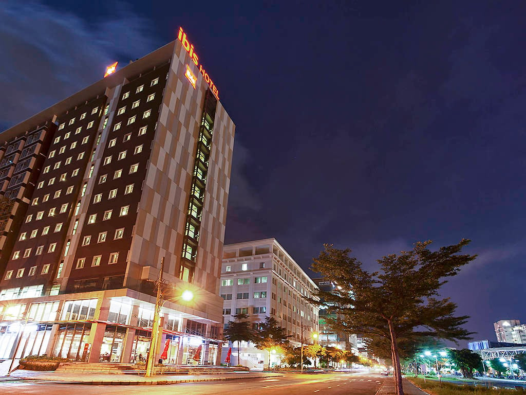 hotels in ho chi minh city near airport