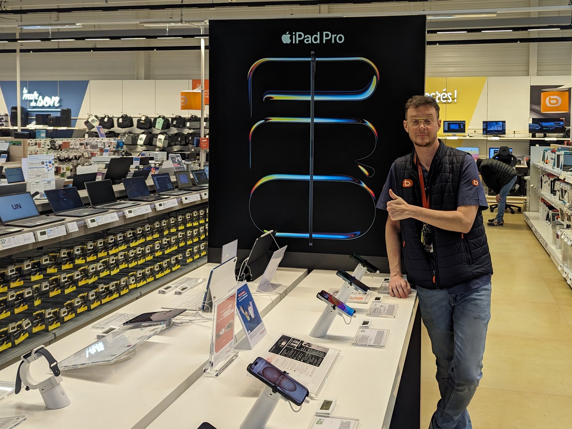 Retrouvez nos IPhone 15, IPhone 15 Plus, IPhone 15 Pro, IPhone 15 Pro Max dans votre magasin Boulanger Boulogne-Sur-Mer