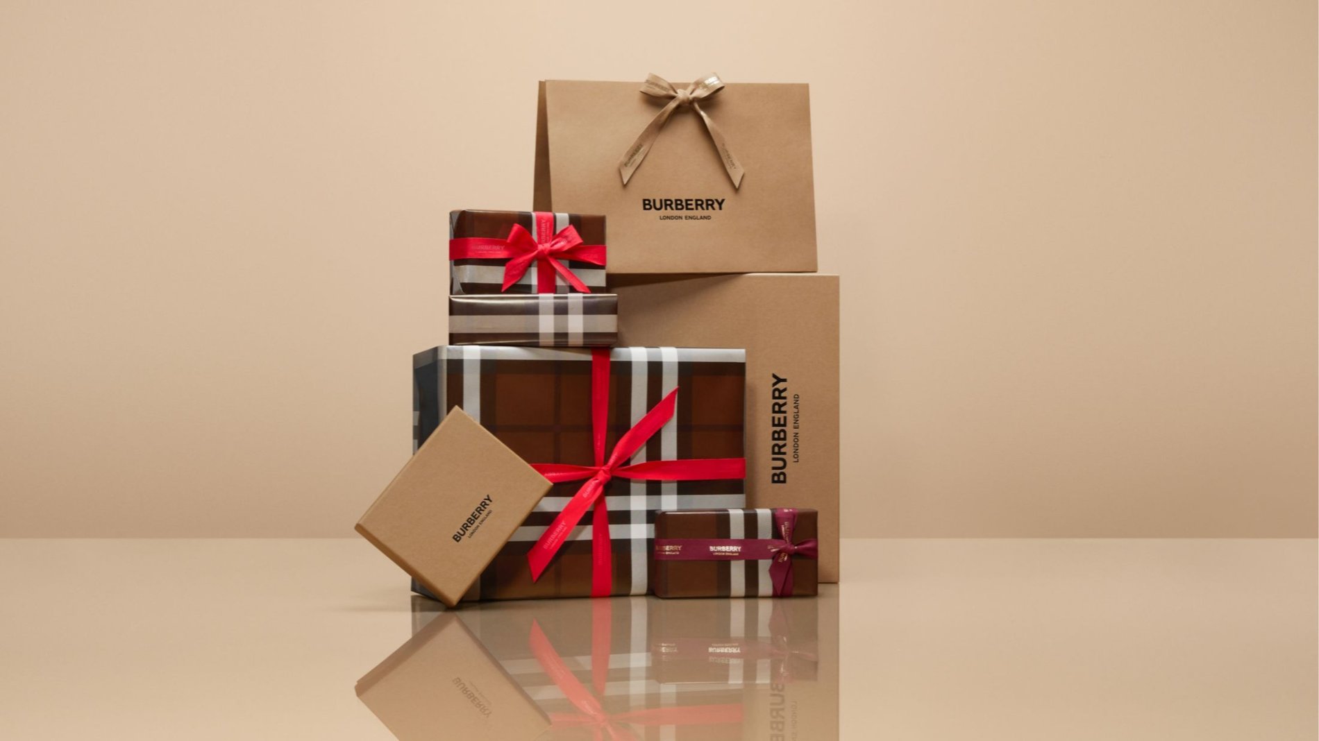 Gifting Services at New York Fifth Avenue Flagship at New York, NY | 9 E  57th St