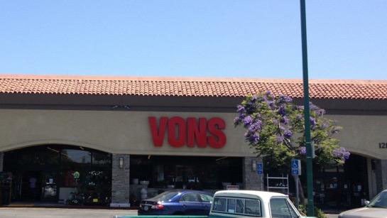 Vons Store Front Picture at 1212 Beryl St in Redondo Beach CA