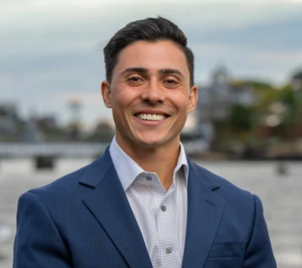 Carousel Associate Image