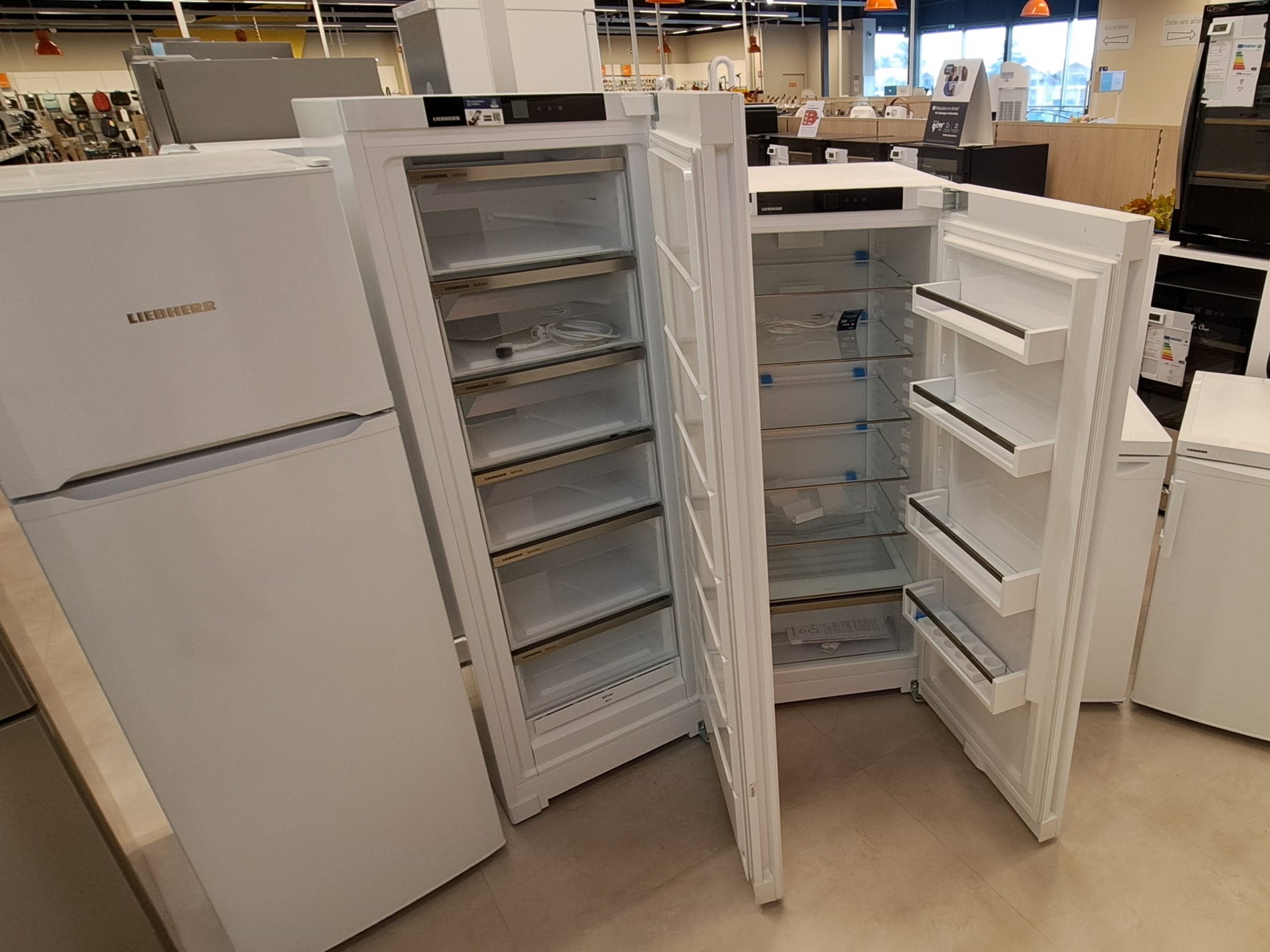 Congélateur Armoire, Réf 1 porte à Boulanger Publier-Thonon