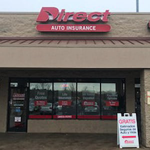Front of Direct Auto store at 3981 Nolensville Road, Nashville