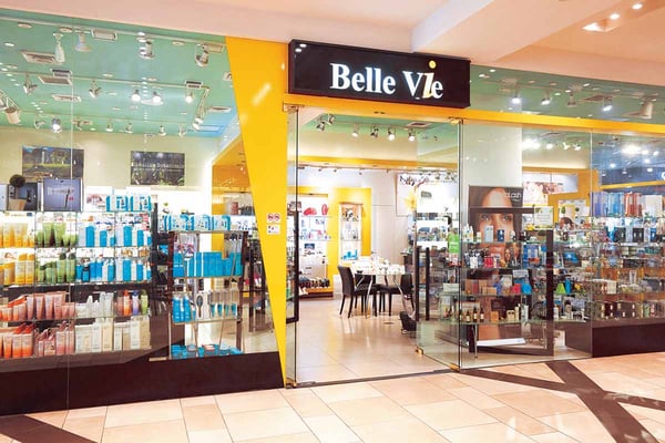 公式オンラインショップにはない、ワイキキ店限定の商品も販売