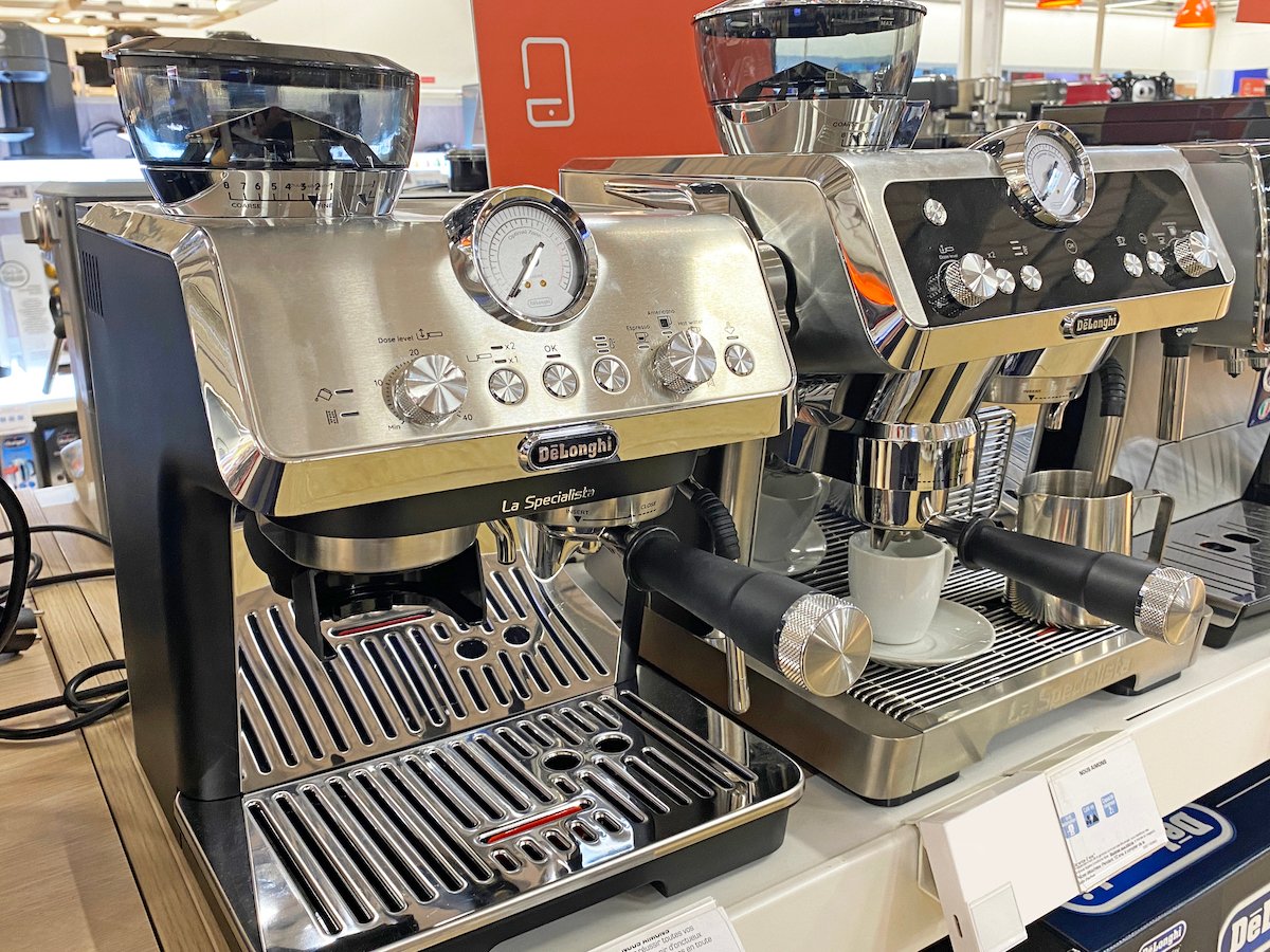 Machine à café à grains Delonghi Specialista - magasin Boulanger Aubagne